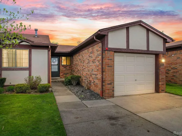 26349 Albert J Dr, Warren, MI 48091