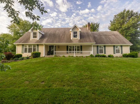 23907 E 172nd St, Pleasant Hill, MO 64080