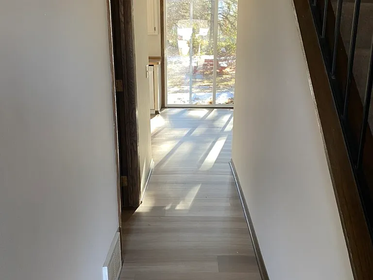 10484 Colorado Cir — Photo 2