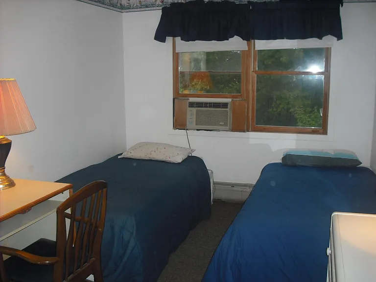 150 Shore Rd — Photo 9