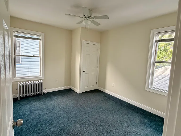 1032 Hope St — Photo 10