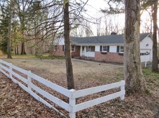 22 Birch Rd, Kinnelon, NJ 07405