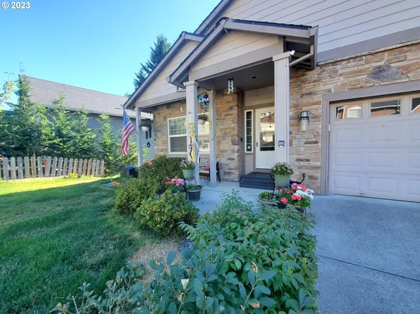 59960 Isabella Ln, Saint Helens, OR 97051