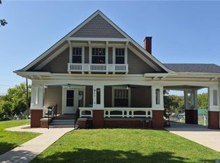911 N Main St, Carrollton, MO 64633