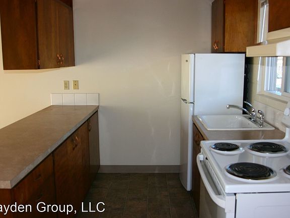 5th image of 334 SE 4th Ave APT I