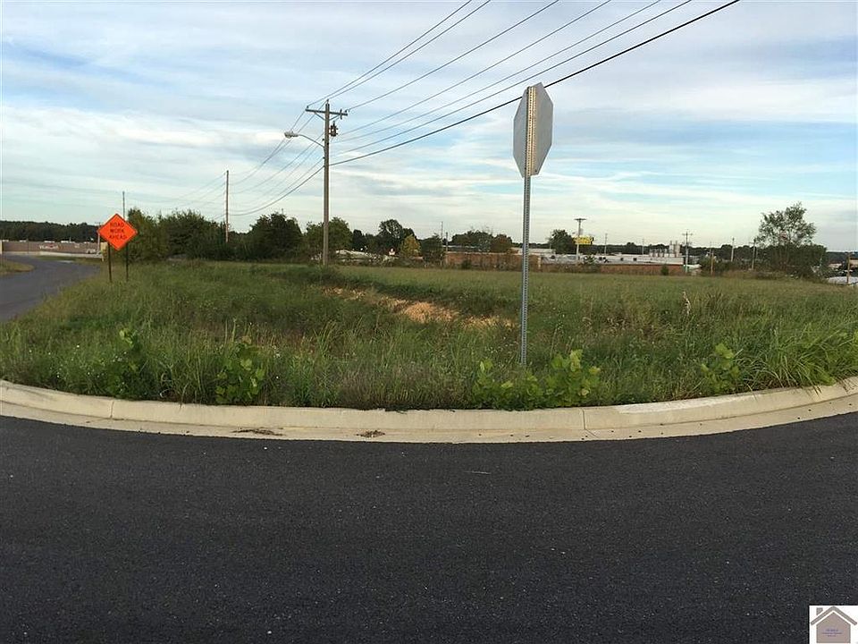 2nd image of 8 Tract Access Rd