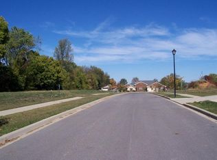 8 Palmer Ct, Danville, KY 40422