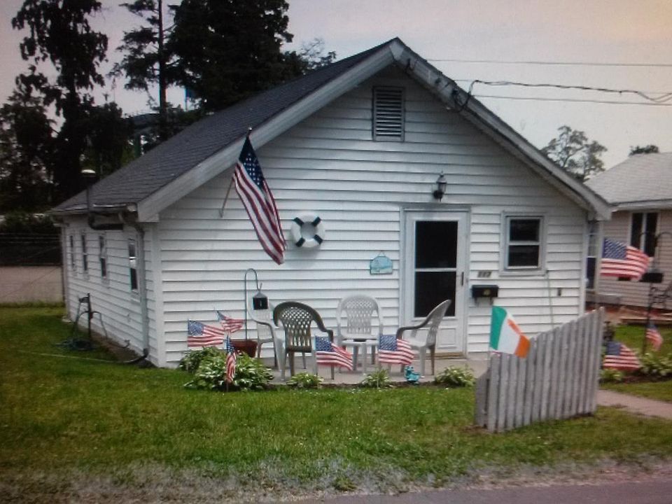 1st image of 117 E Kelso Dr #1