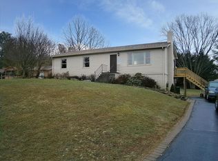 52 Greene Lea Dr, Ruckersville, VA 22968