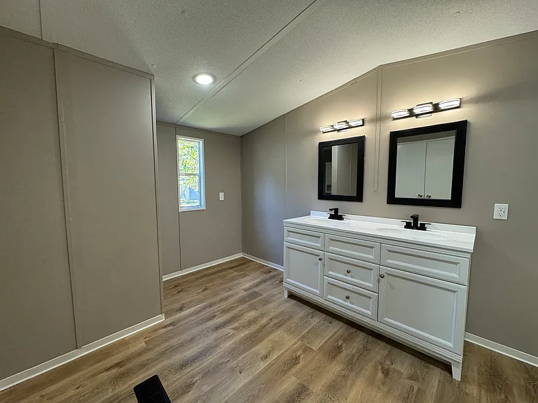 9931 Cedar Branch Dr — Photo 11