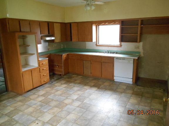 4th image of 310 Antique City Dr