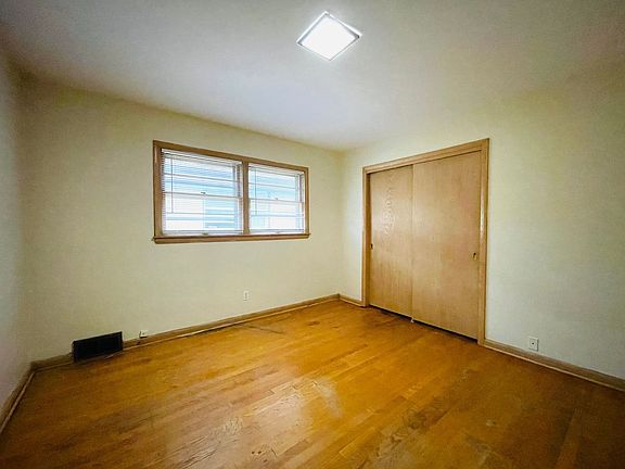 4th image of 4055 N 91st St