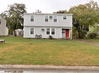 1111 3rd Ave N, Texas City, TX 77590