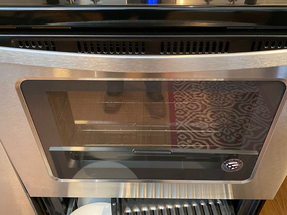 Ceramic top stove
