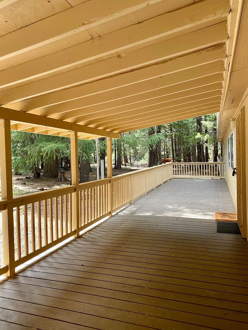 Cozy Mountain Living! Charming 3-Bedroom Home on Half an Acre in Shingletown! — Photo 3