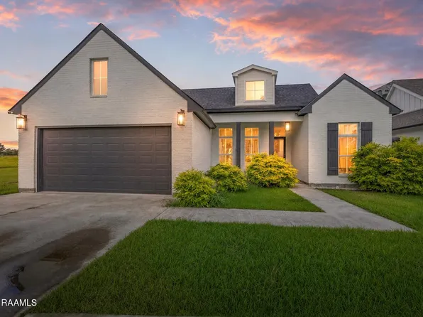 110 Gideon Rd, Youngsville, LA 70592