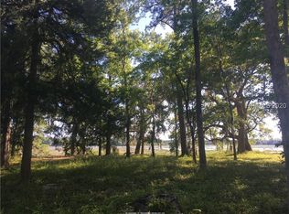 16 Caravelle Ln, Bluffton, SC 29909