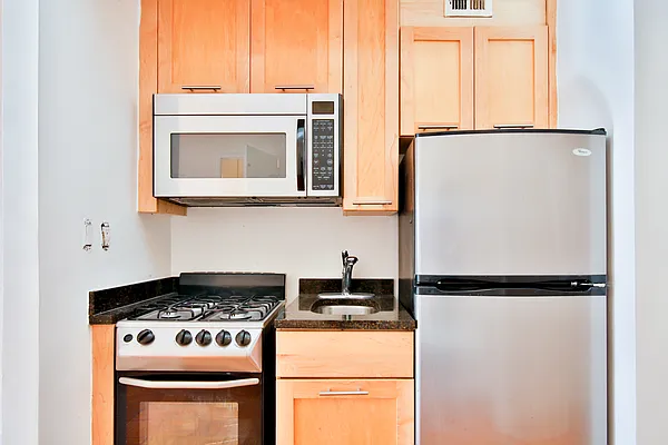 Rented by Platinum Properties | media 3