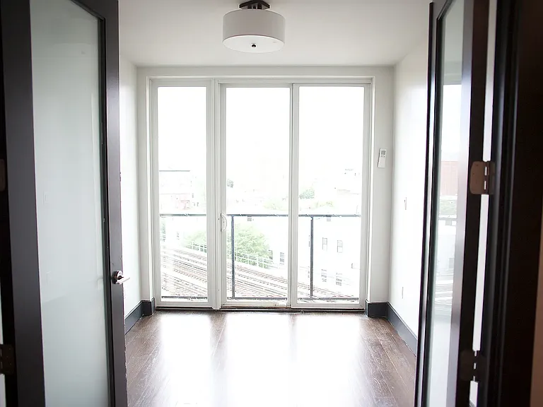 936 Madison St #6F — Photo 12