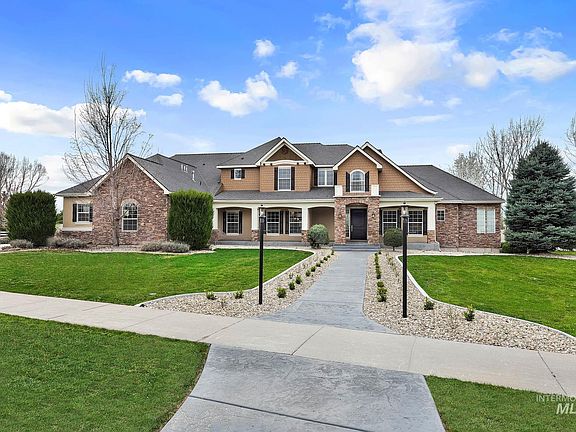 2nd image of 1583 W Covenant Hill Ct