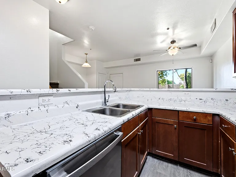4608 W Maryland Ave #1194 — Photo 8