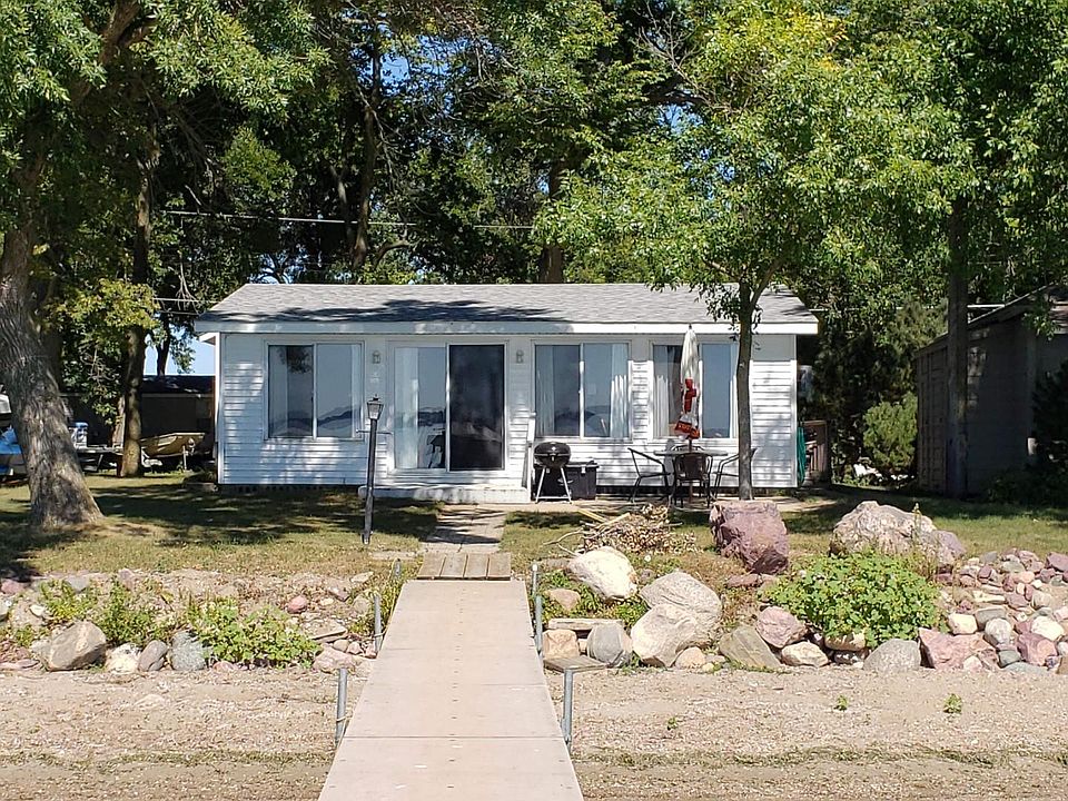 1st image of 24731 McClelland Dr