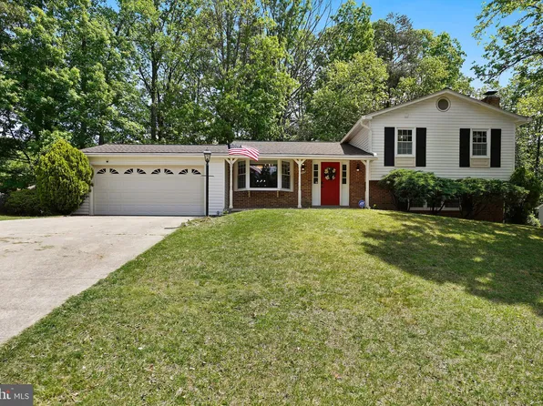12505 Hedges Run Dr, Woodbridge, VA 22192