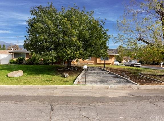 2nd image of 11863 Cornell Ct