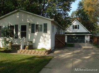 908 Liberty St, Algonac, MI