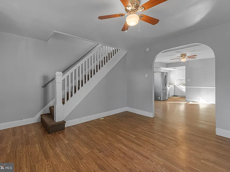 4517 Woodlea Ave — Photo 5