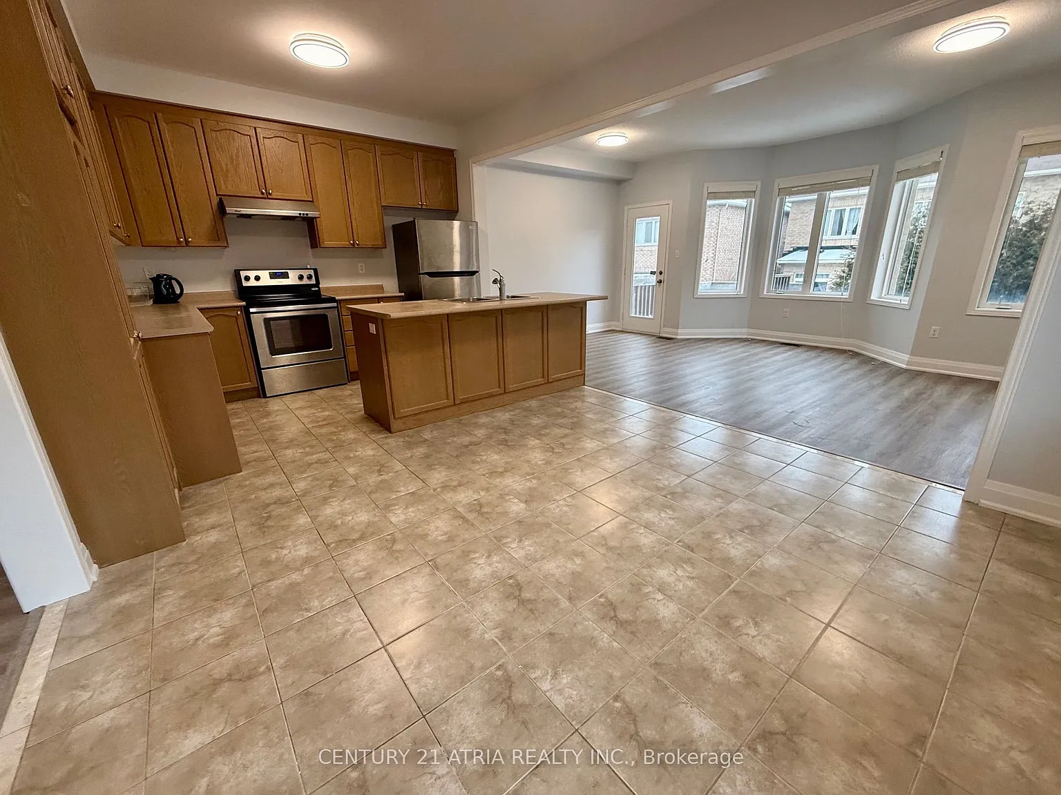 4 bed, $3,650 — Photo 3