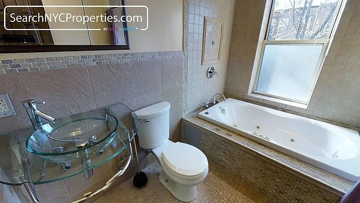 Rented by Book A Broker | media 2