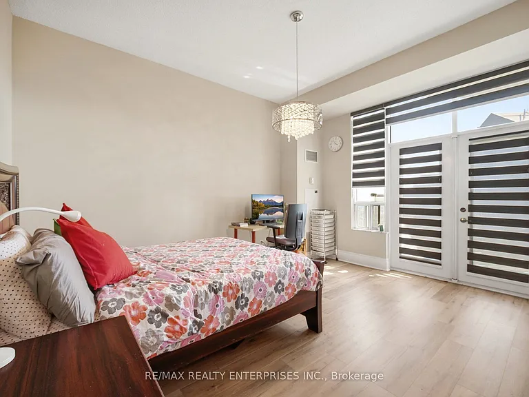 35 Kingsbridge Garden Cir #3301 — Photo 13
