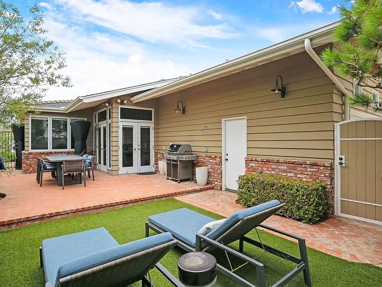 308 Orchid Ave — Photo 13
