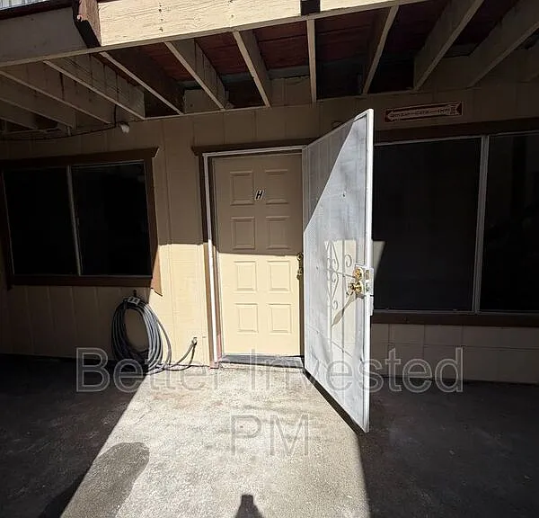 745 S Dora St #H — Photo 13