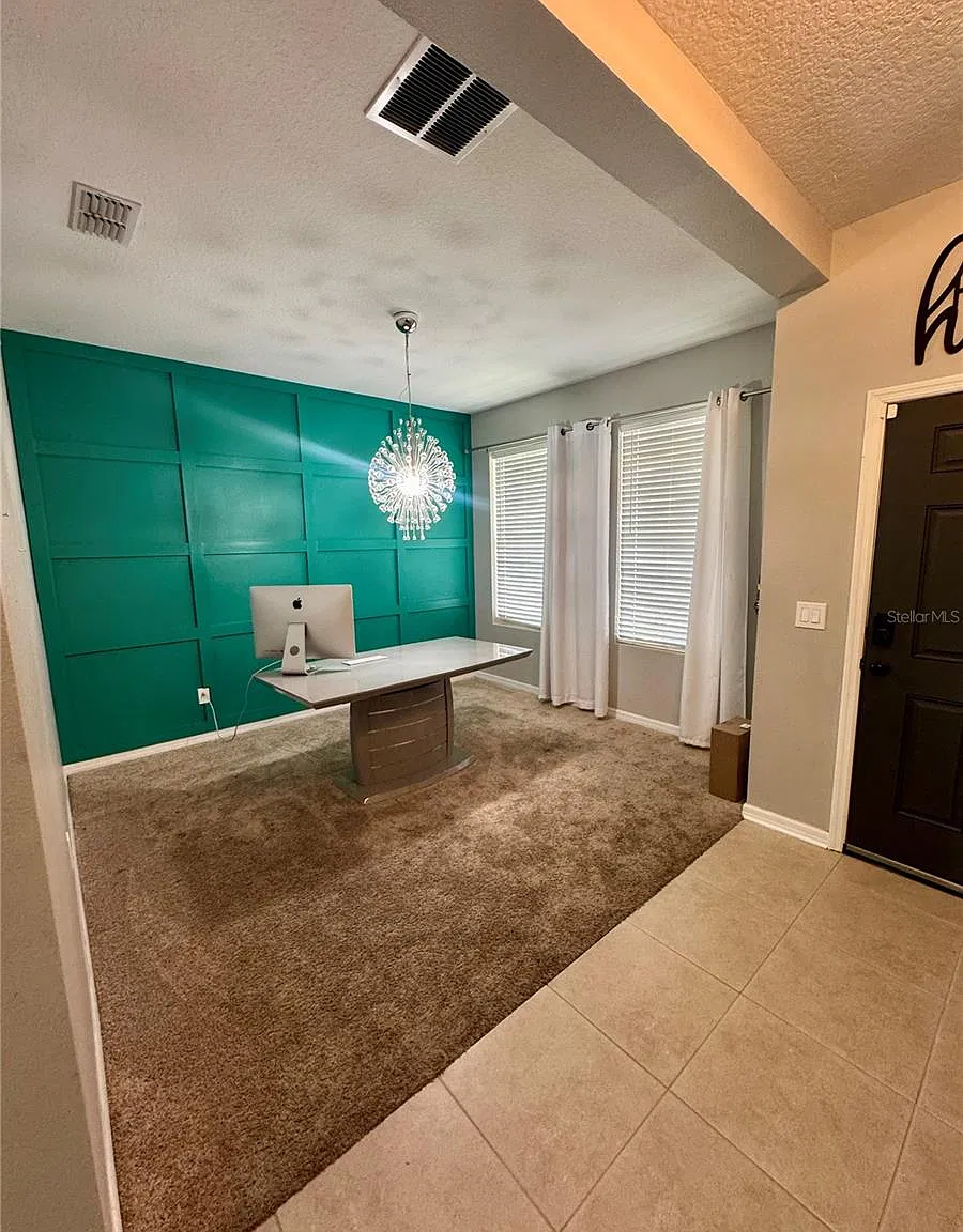 5 bed, 3.0 bath, 2597 sqft, $3,200 — Photo 3