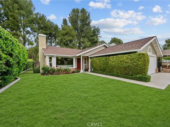 22429 Paragon Dr, Santa Clarita, CA 91350