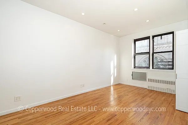 Rented by Copperwood Real Estate | media 4