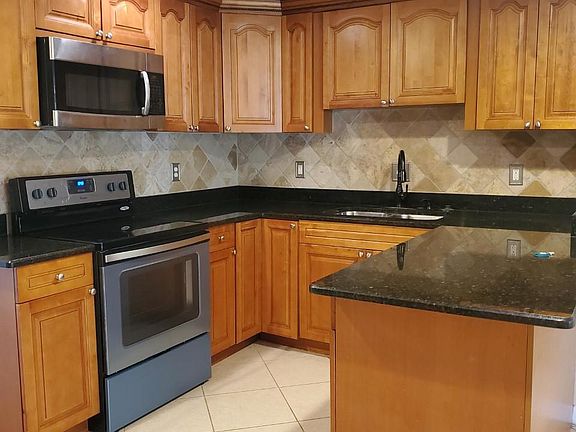 4th image of 133 Ramona Cir