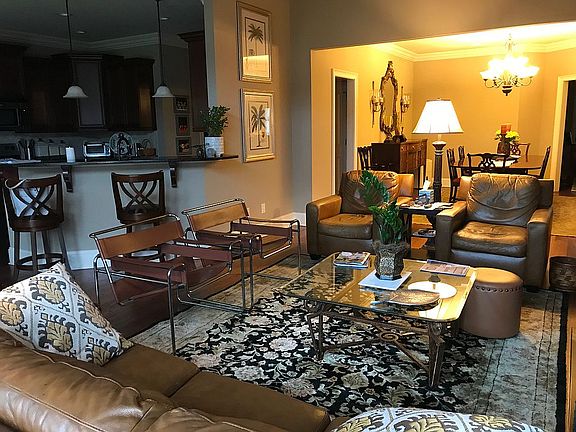 Open floor plan LR, DR, Kitc