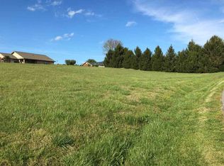 1740 Sams Dr, Dandridge, TN 37725