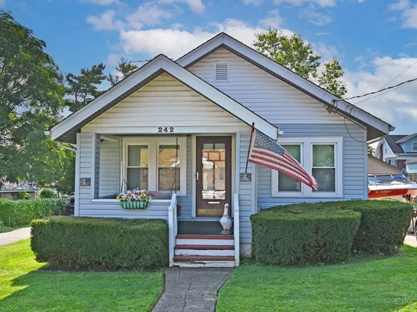 242 Burkhart Ave, Cincinnati, OH 45215