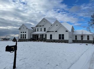 78 Woodmere Rd, Upper Saddle River, NJ 07458