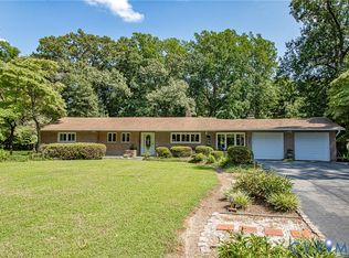 810 Mansion Dr, Hopewell, VA 23860