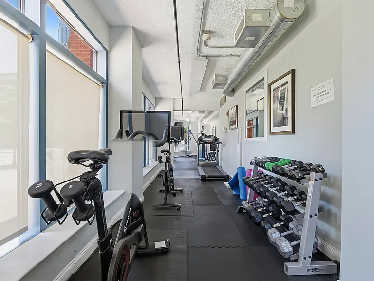 311 Washington St #9C — Photo 27