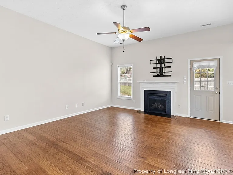 44 Schoomaker Ct — Photo 4