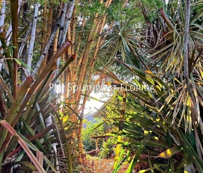 566 S Pelican Dr — Photo 22
