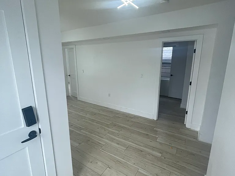 2385 Washington St #4 — Photo 39