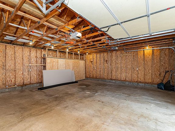 4th image of 164 36th Ave NW