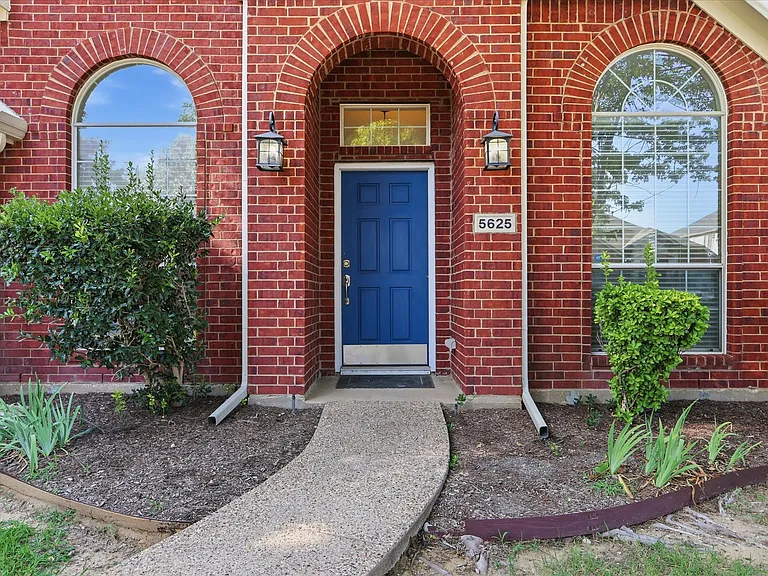 5625 Overland Dr — Photo 37